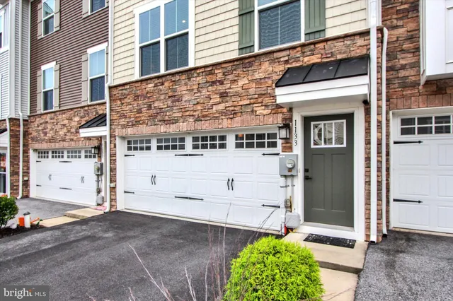 $309,900 | 1133 Rosecroft Lane, York, PA 17403