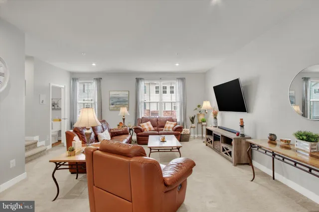 $309,900 | 1133 Rosecroft Lane, York, PA 17403