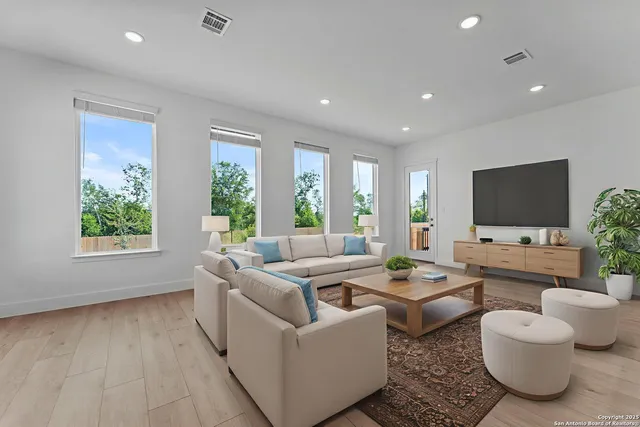 $354,990 | 5540 Paschal Park, New Braunfels, TX 78132