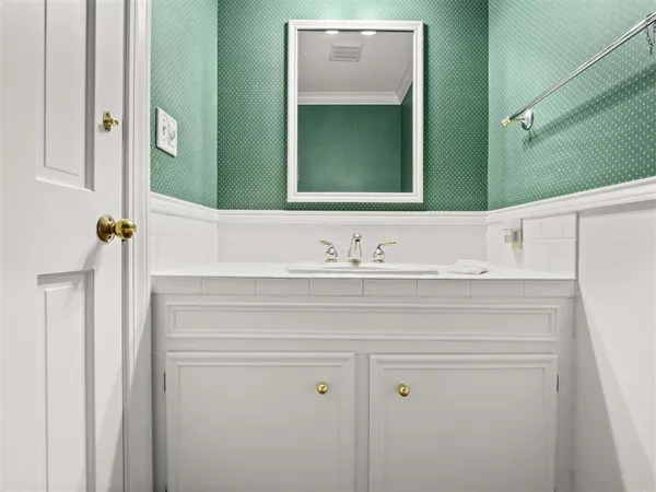 $389,000 | 203 Country Club Lane, Leesville, LA 71446