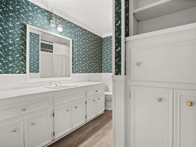 $435,000 | 203 Country Club Lane, Leesville, LA 71446