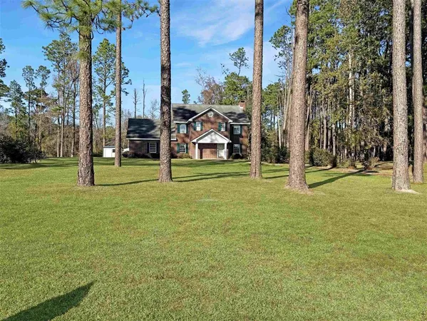 $399,500 | 203 Country Club Lane, Leesville, LA 71446