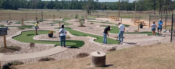 $399,500 | 203 Country Club Lane, Leesville, LA 71446