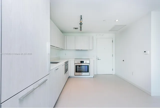 $615,000 | 501 Northeast 31st Street, Unit 609, Miami, FL 33137