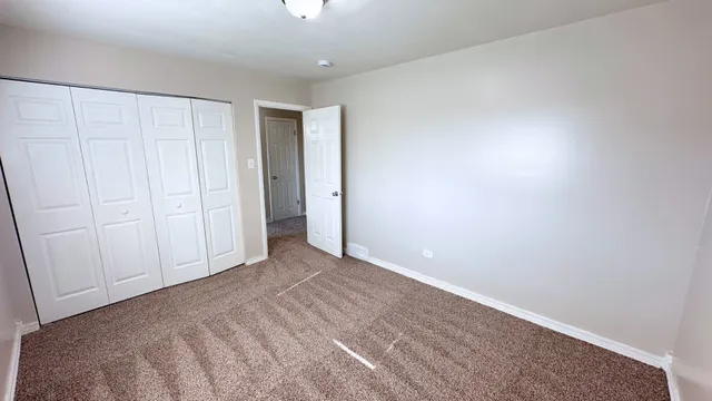 $286,000 | 1325 East 168th Place, South Holland, IL 60473