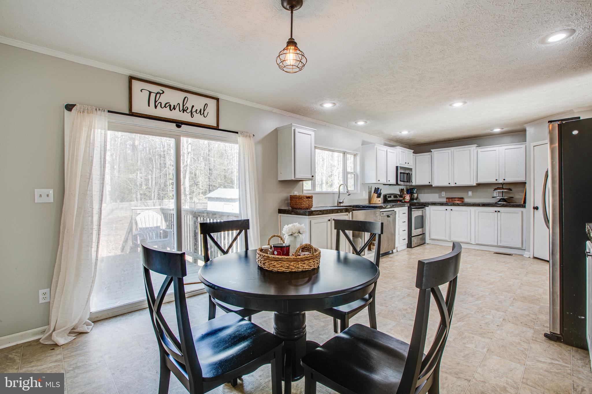 4316 Shepherds Road Partlow, VA 22534 - Photo 11 of 54 Recessed light and light fixture