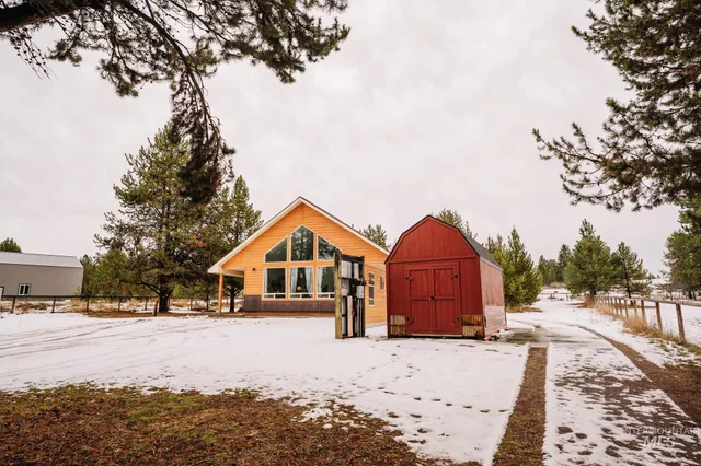 $499,900 | 22 West Prospectors Drive, Cascade, ID 83611