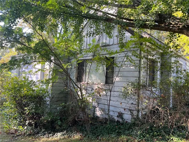 $119,000 | 342 Moore Avenue, Mount Airy, NC 27030