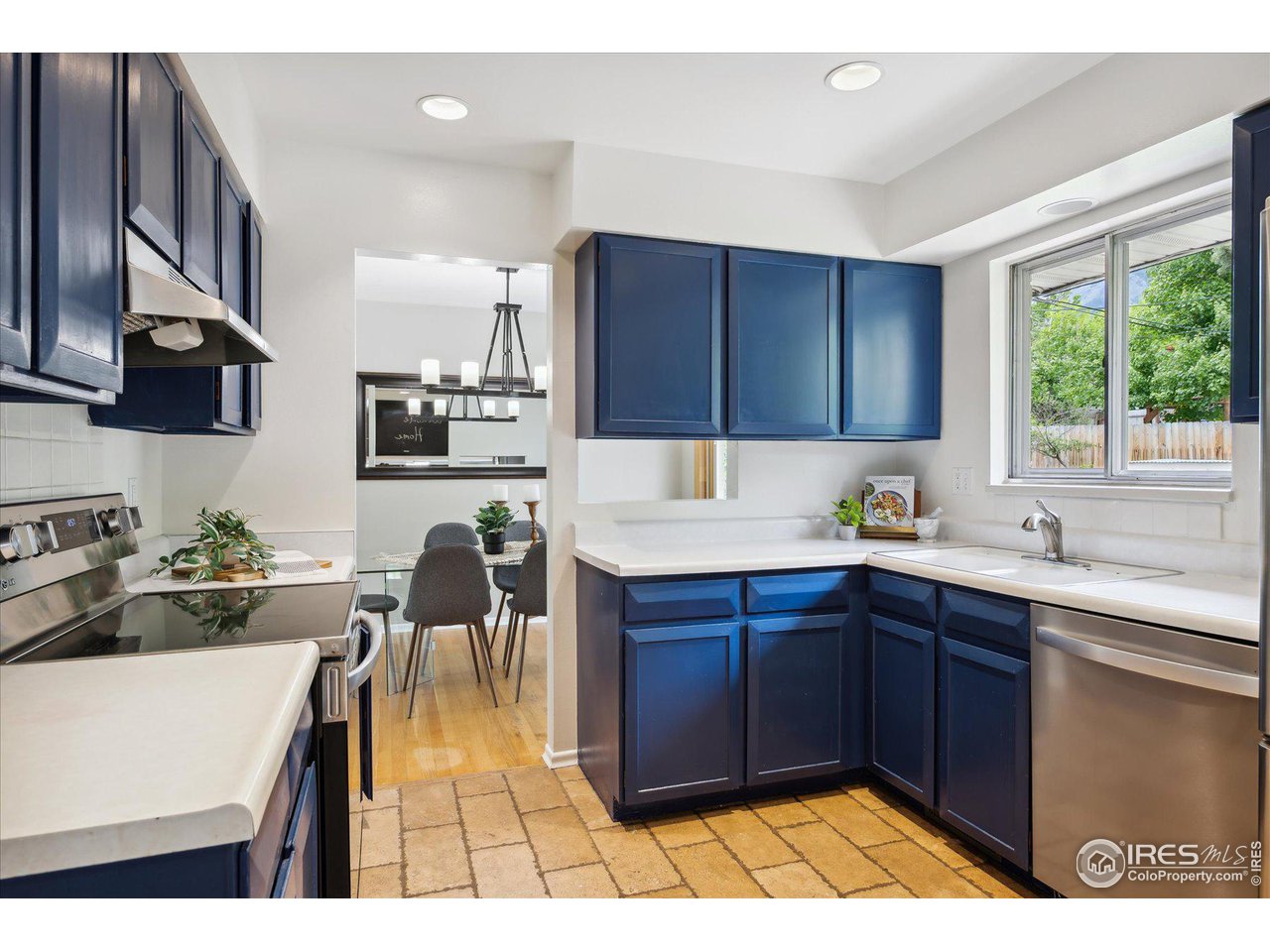 2851 Kenyon Circle Boulder, CO 80305 - Photo 10 of 34