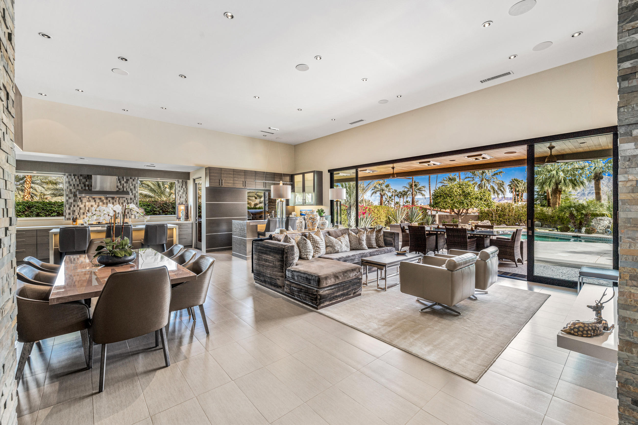 110 Brian Court Palm Desert, CA 92260 - Photo 13 of 82 068A5869