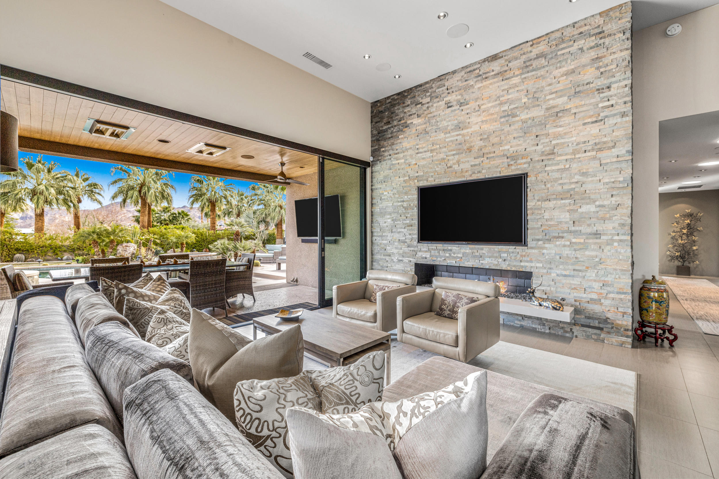 110 Brian Court Palm Desert, CA 92260 - Photo 23 of 82 068A5884