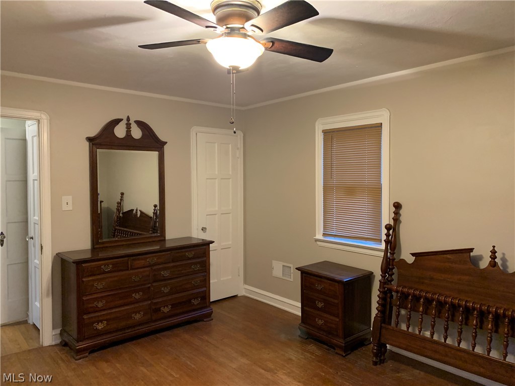 4039 Ellison Road Cleveland, OH 44121 - Photo 19 of 33