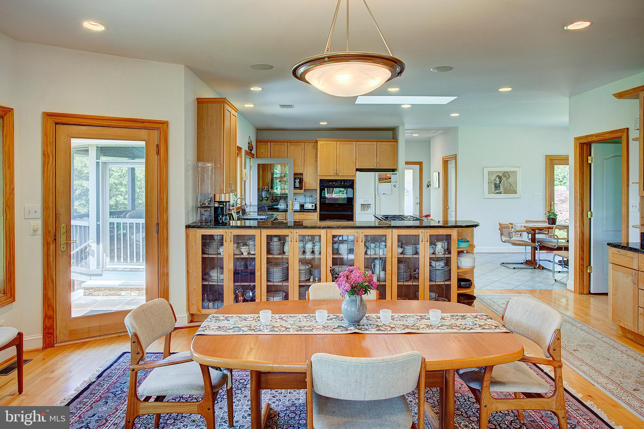 20781 Unison Road Round Hill, VA 20141 - Photo 14 of 64 Dining room view toward kitchen