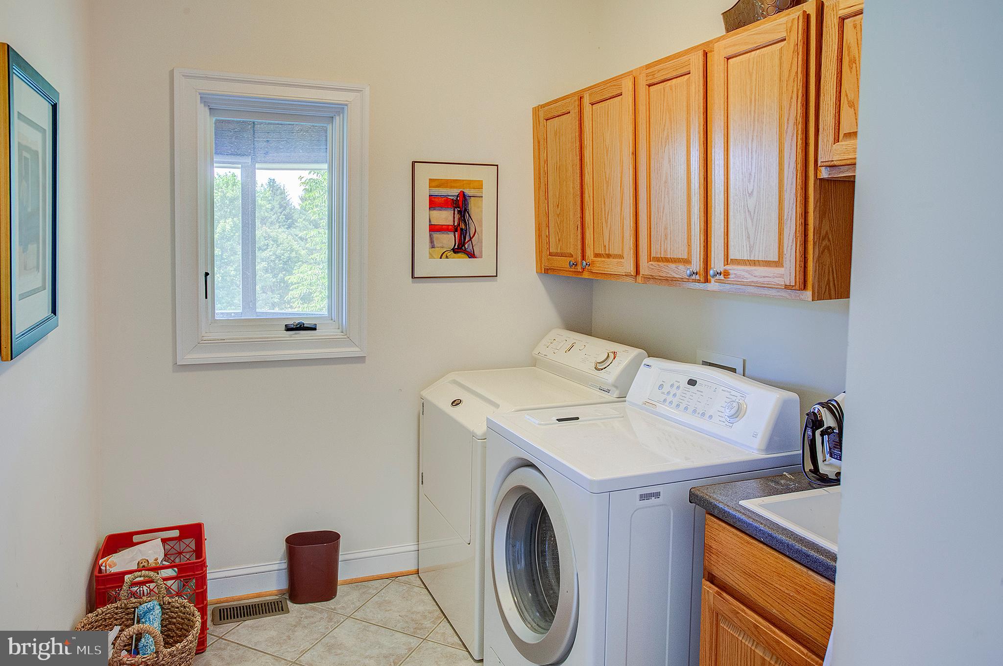 20781 Unison Road Round Hill, VA 20141 - Photo 31 of 64 Laundry room located behind the kitchen