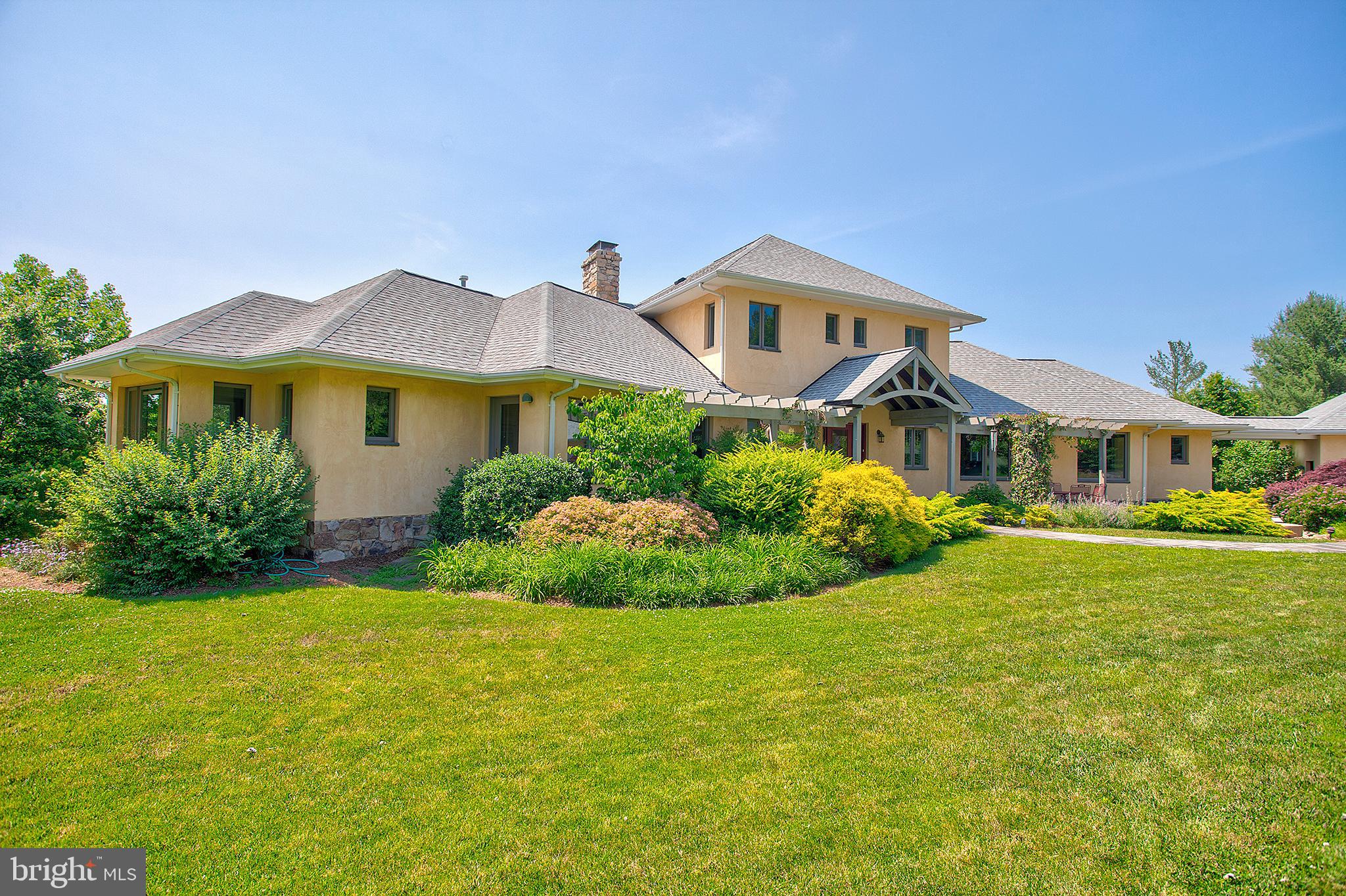 20781 Unison Road Round Hill, VA 20141 - Photo 53 of 64 Front view