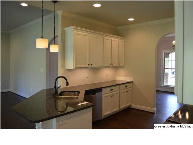 307 Dunrobin Circle Pelham, AL 35124 - Photo 10 of 32