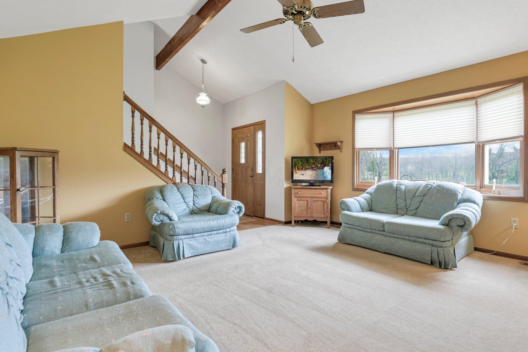 3147 Valley View Road Northeast Lancaster, OH 43130 - Photo 10 of 59 5-web-or-mls-0N4A5591