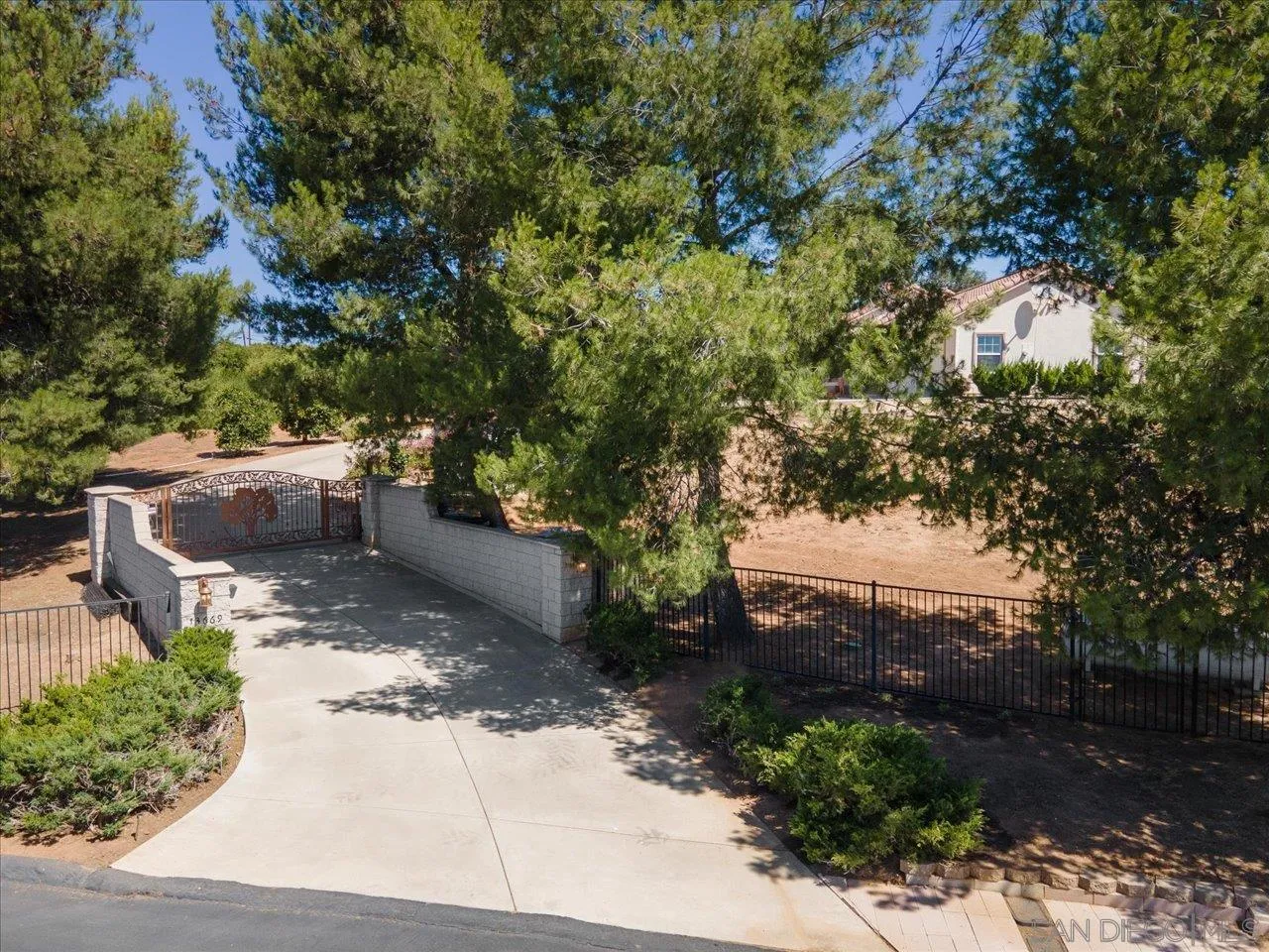 13669 Acorn Circle Valley Center, CA 92082 - Photo 32 of 33 a view of yard with green space and trees around