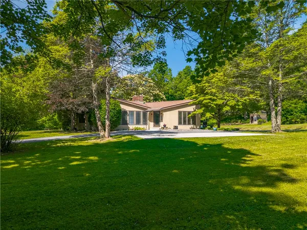 $599,000 | 5735 Blue Church Road, Coopersburg, PA 18036