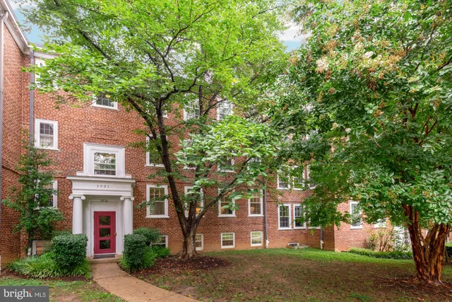 $775,000 | 3521 39th Street Northwest, Unit A493, Washington, DC 20016