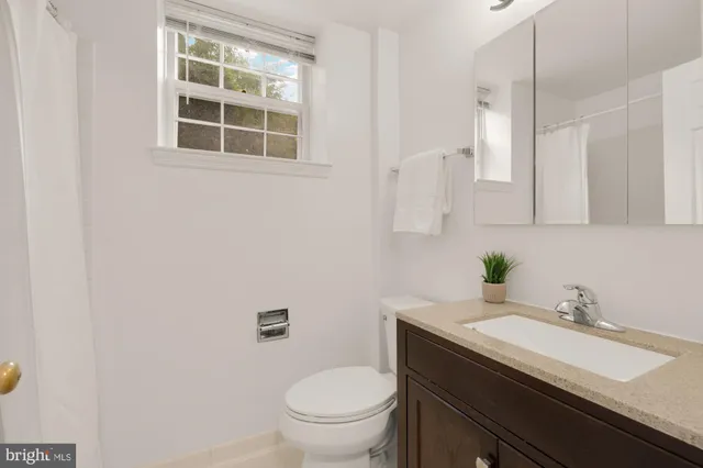 $775,000 | 3521 39th Street Northwest, Unit A493, Washington, DC 20016