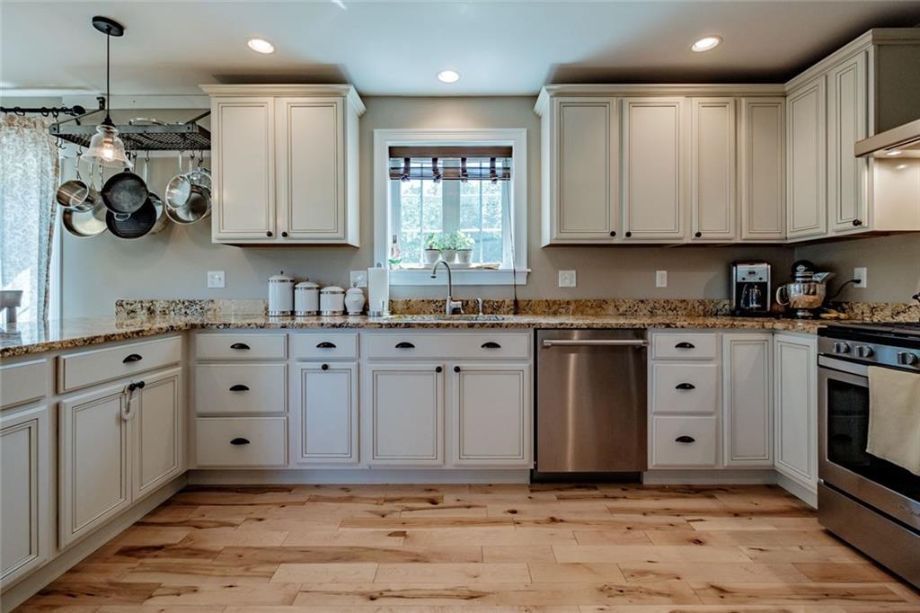 41 Hackmatack Way Gorham, ME 04038 - Photo 19 of 34 Photo