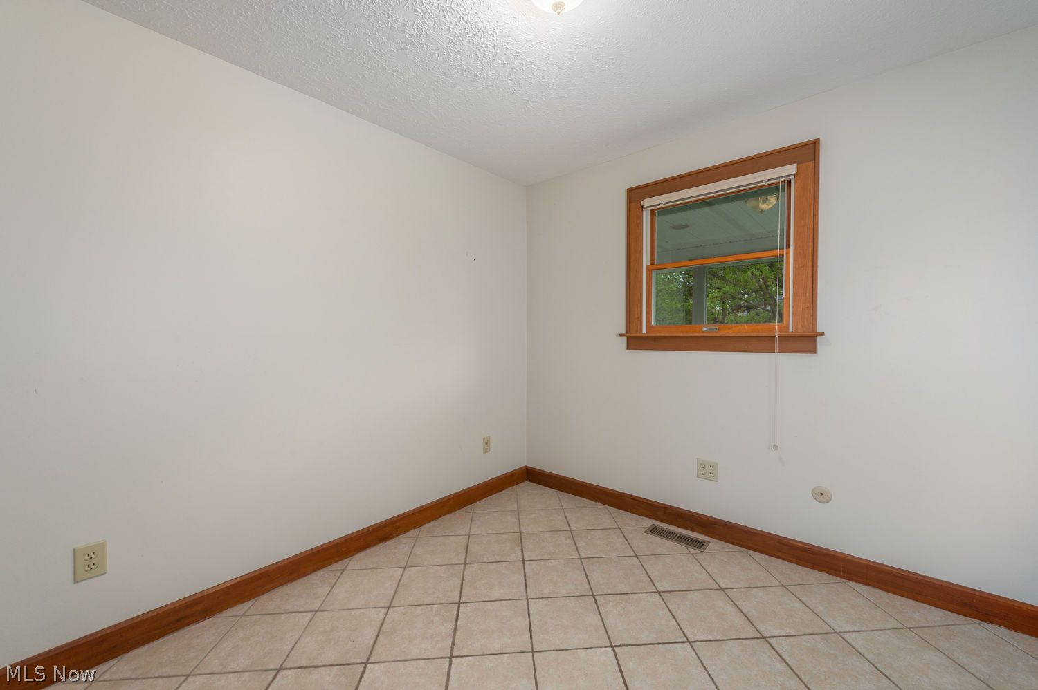 32530 Lake Road Avon Lake, OH 44012 - Photo 20 of 50