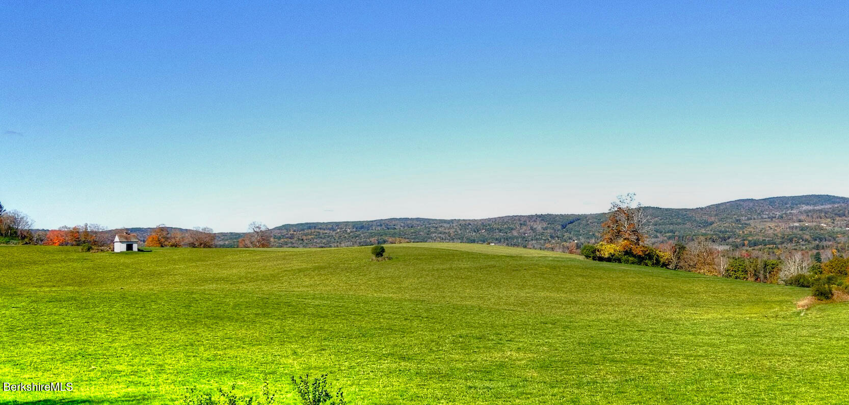 1130 E Road Richmond, MA 01254 - Photo 31 of 53 a view of an ocean from a yard