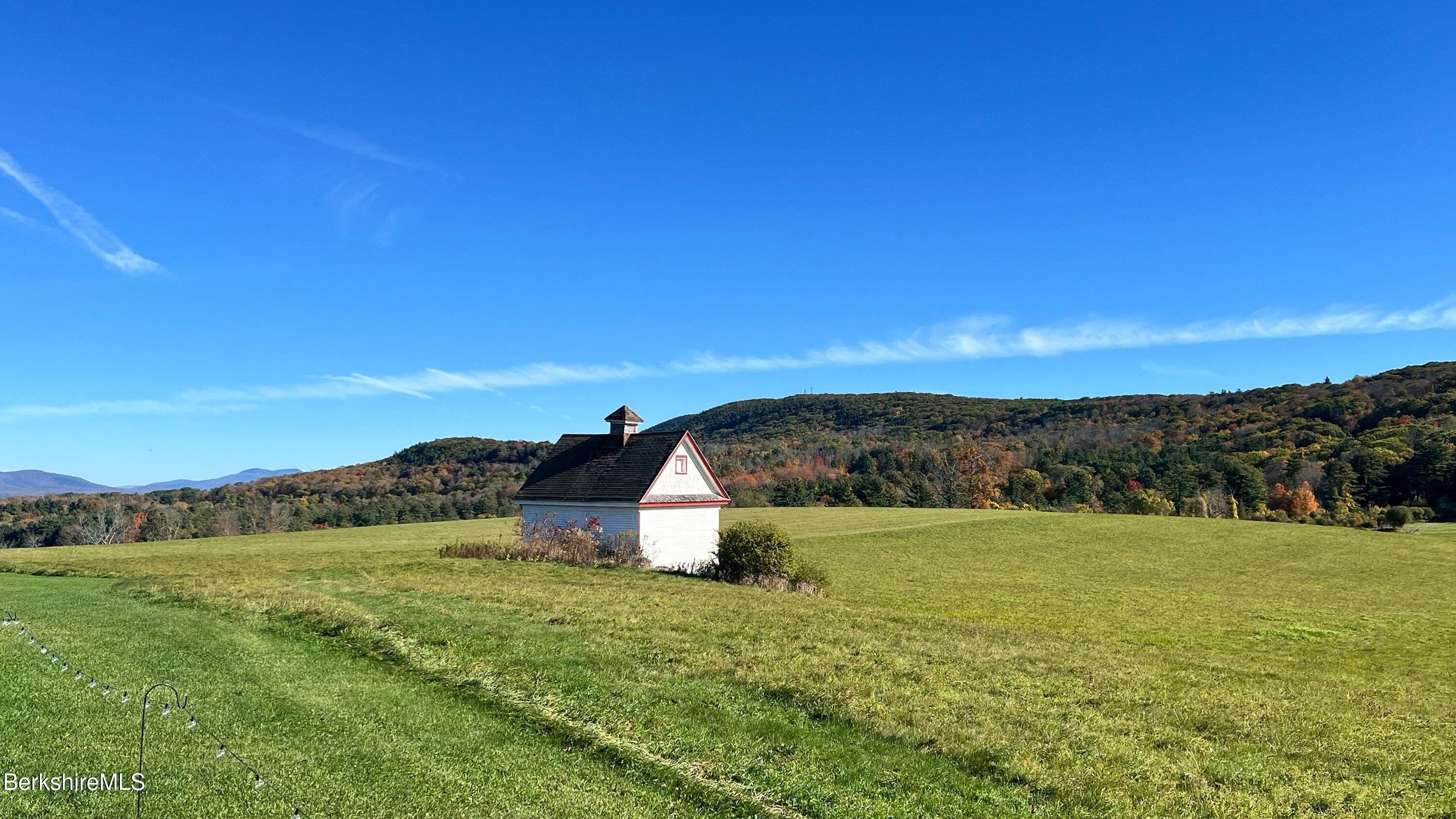 1130 E Road Richmond, MA 01254 - Photo 42 of 53 a view of a field with an ocean