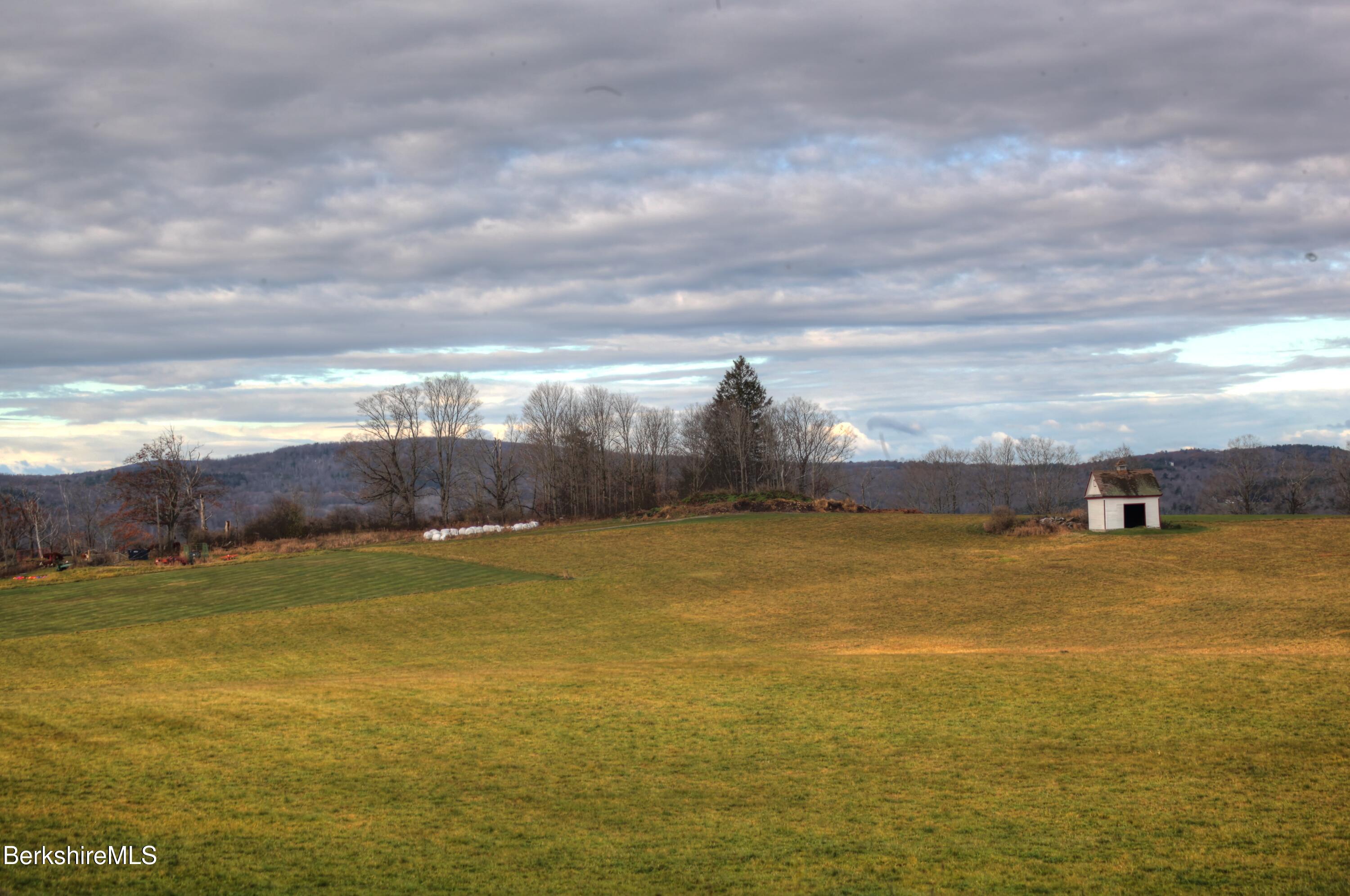 1130 E Road Richmond, MA 01254 - Photo 46 of 53 a view of an ocean