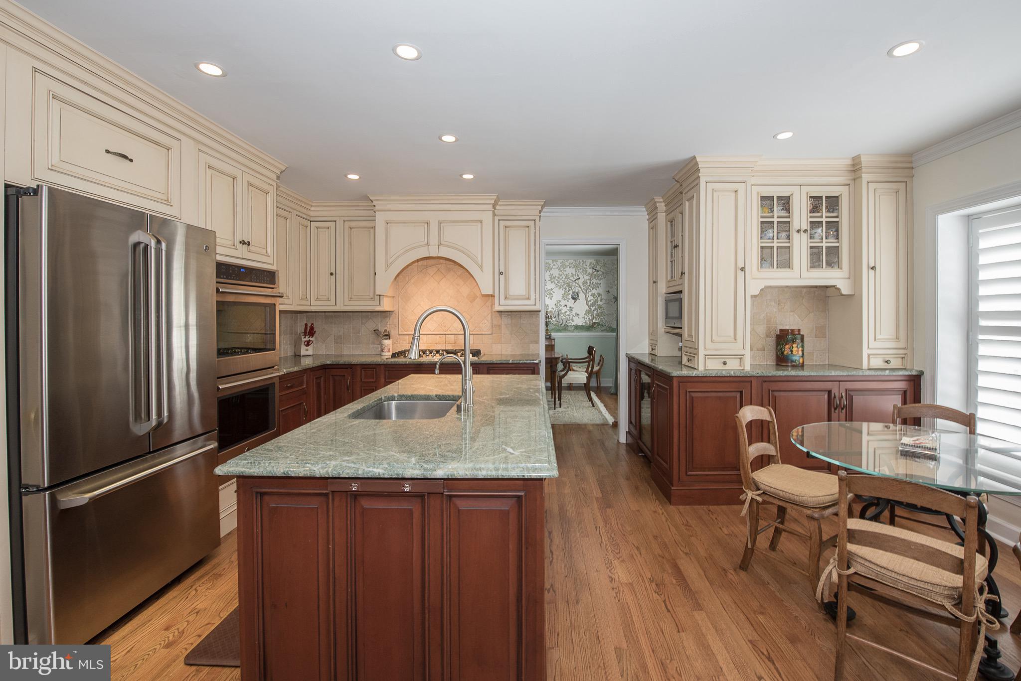 442 Waynesbrooke Road Berwyn, PA 19312 - Photo 14 of 28 Great Kitchen flooplan
