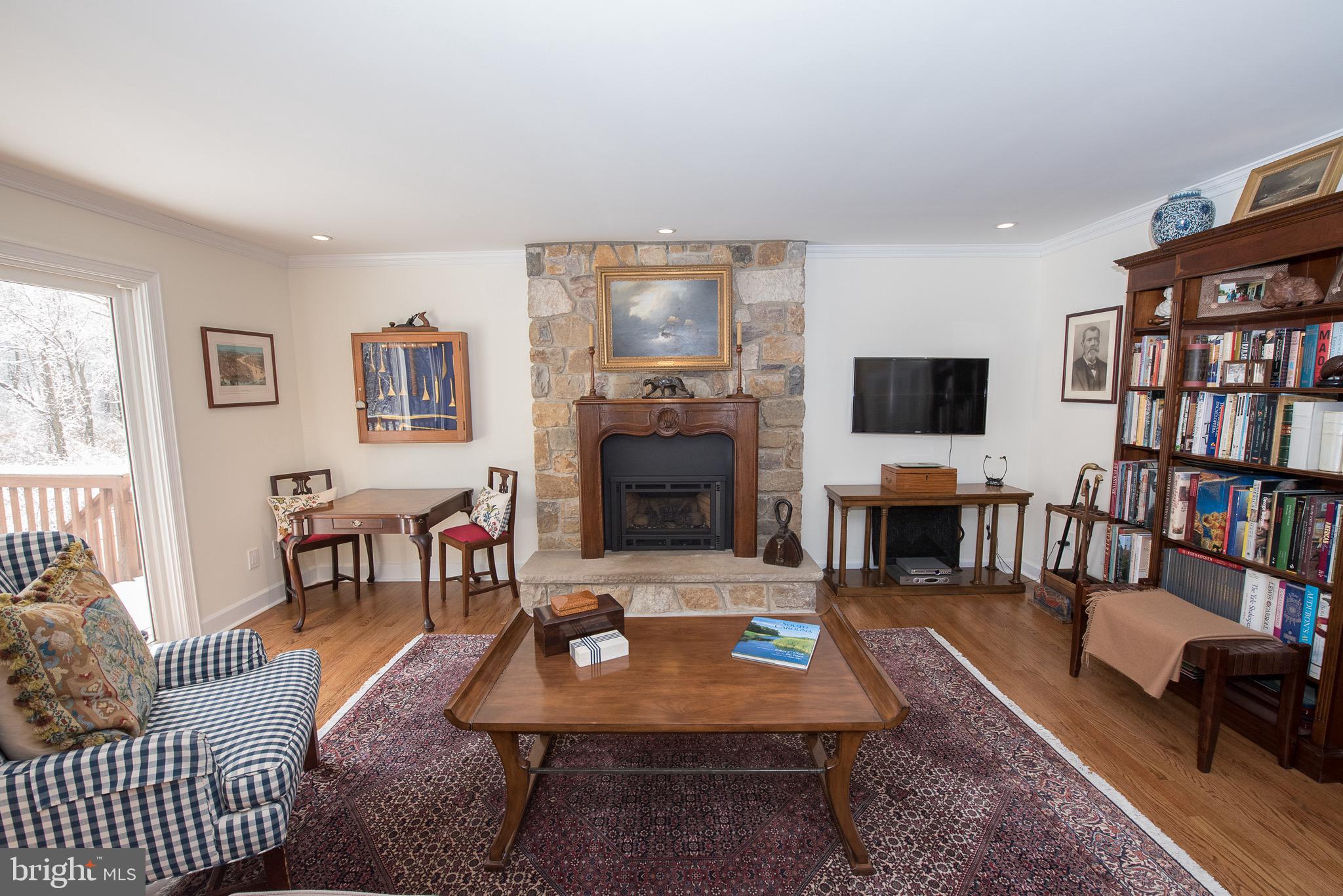 442 Waynesbrooke Road Berwyn, PA 19312 - Photo 8 of 28 Family Room