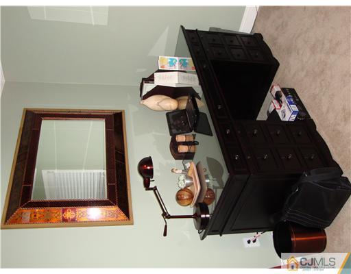 72 Fox Road, Unit 8A Edison, NJ 08817 - Photo 8 of 13 Gallery Image 8