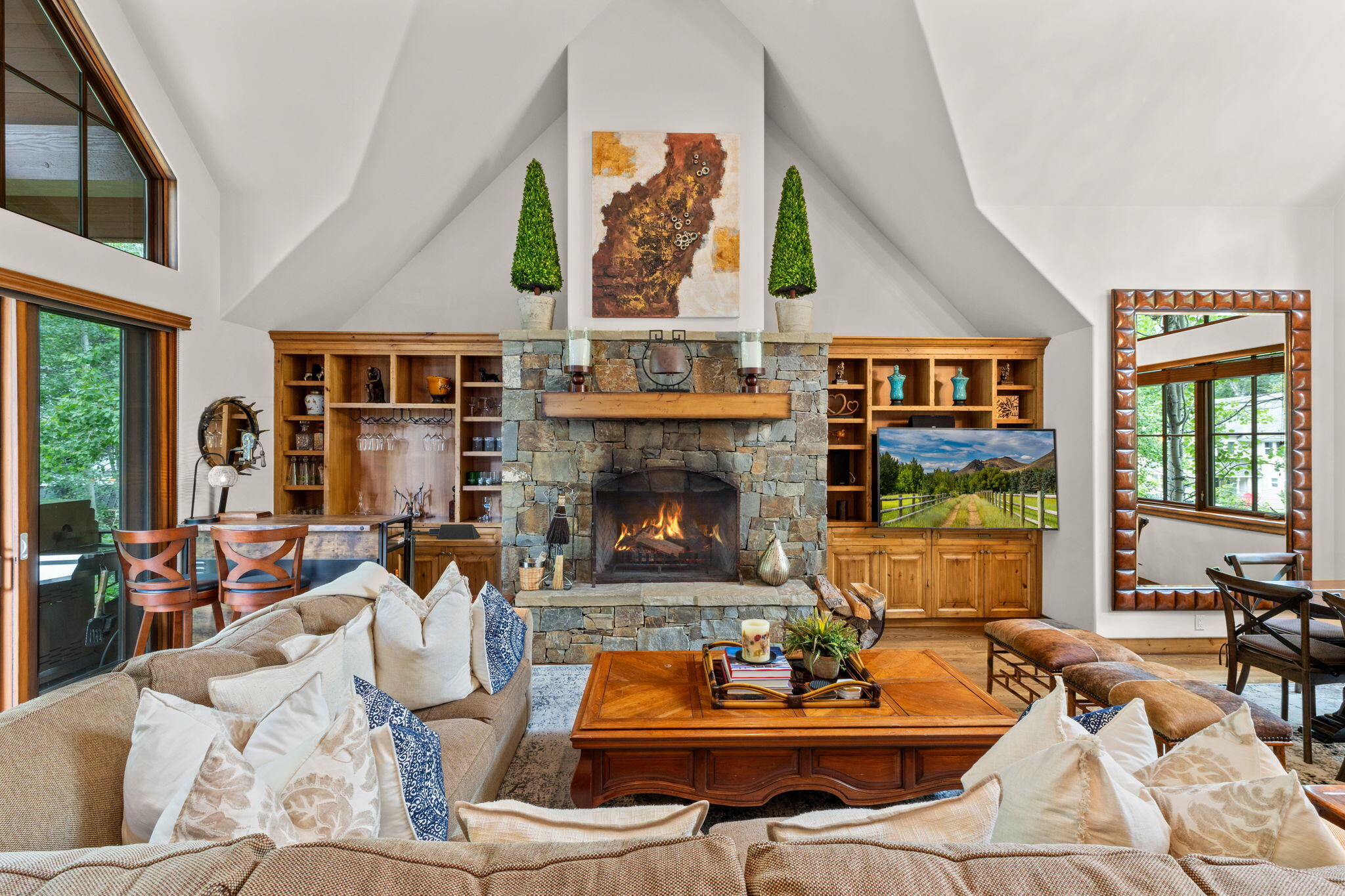 170 Bordeaux Street Ketchum, ID 83340 - Photo 7 of 30 Living Room
