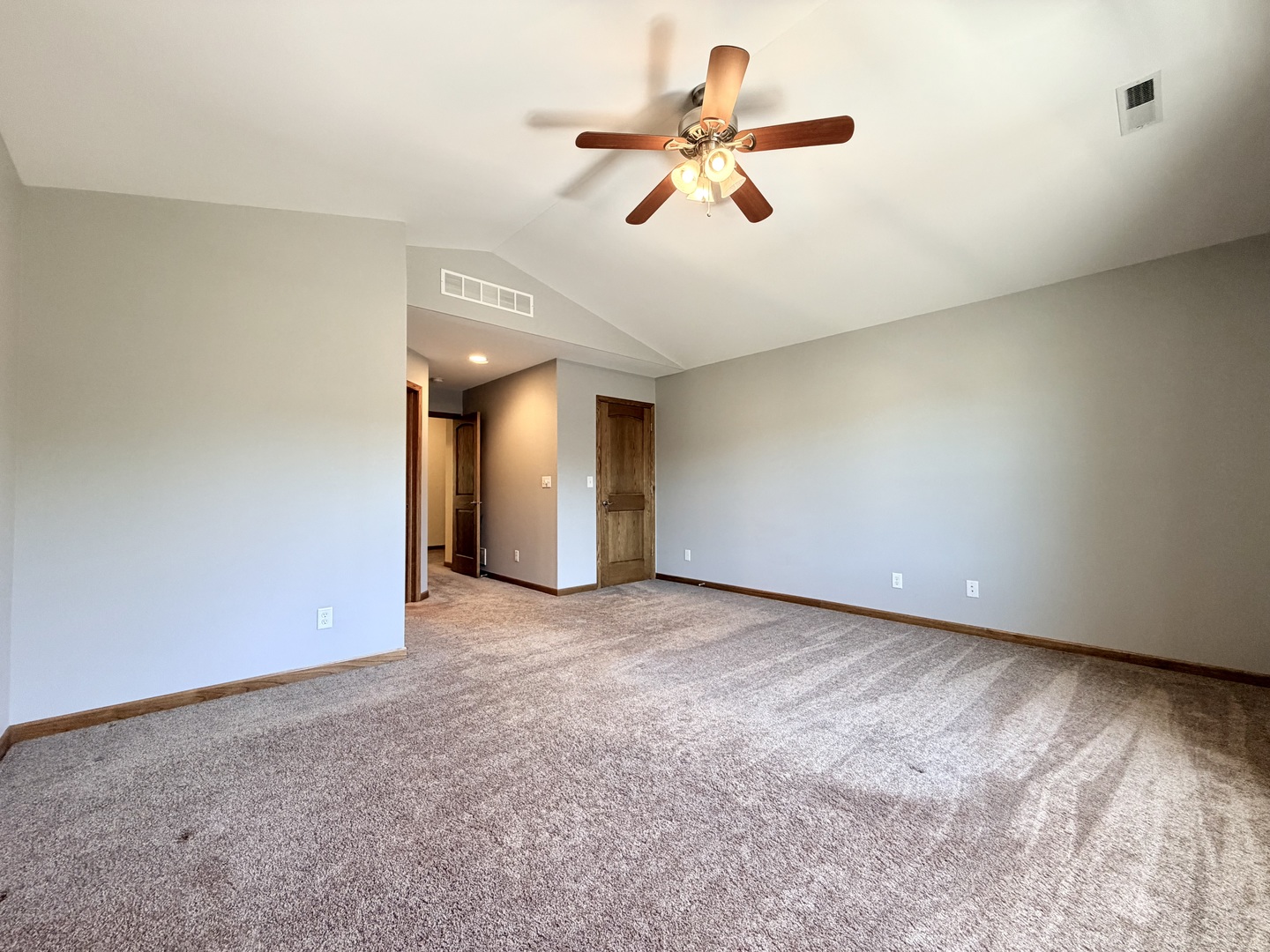 1354 Ridge Drive Sycamore, IL 60178 - Photo 20 of 38