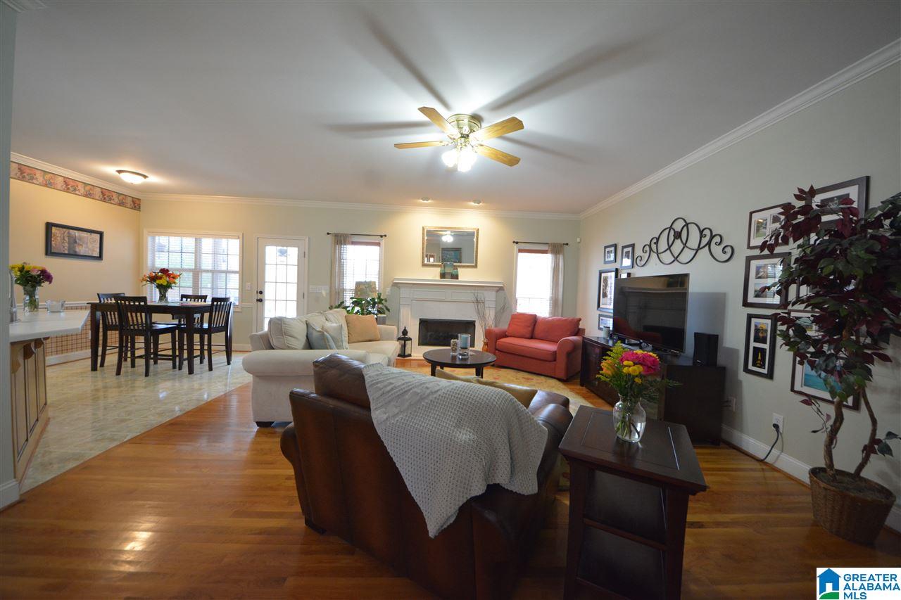 255 Lillian Lane Anniston, AL 36207 - Photo 4 of 21