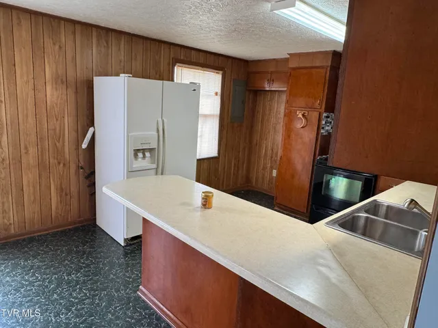 $150,000 | 129 Meadow Lark Lane, Bluff City, TN 37618