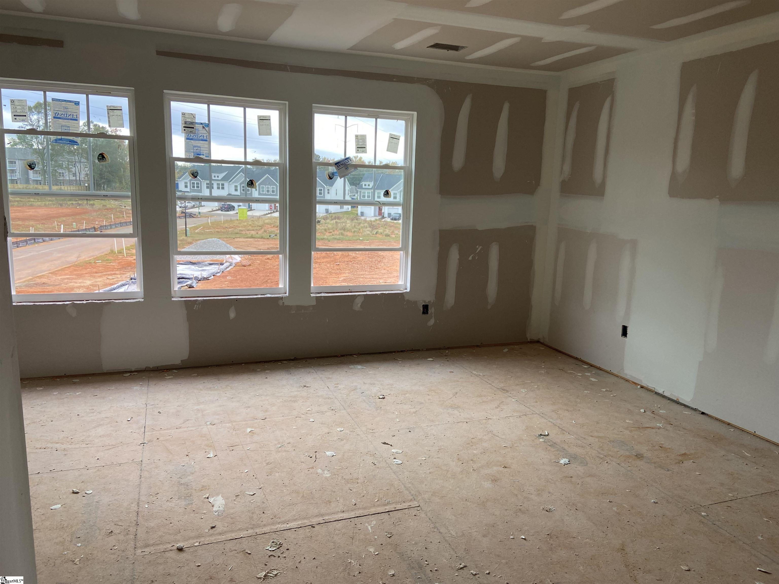 448 Hazelcote Road Greenville, SC 29611 - Photo 5 of 10 Gallery Image 5