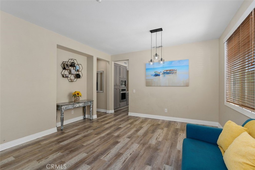 4255 Pondhill Court Riverside, CA 92505 - Photo 11 of 25