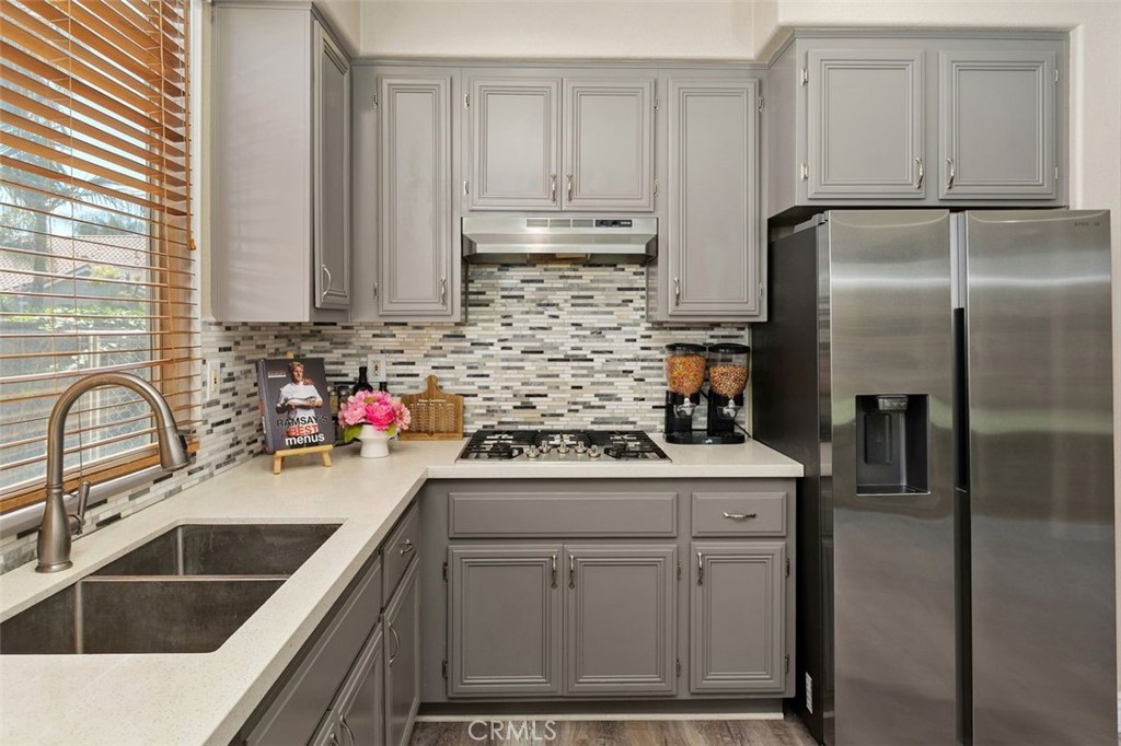 4255 Pondhill Court Riverside, CA 92505 - Photo 6 of 25