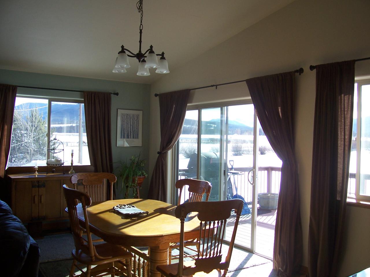201 Carriage Road Fraser, CO 80442 - Photo 5 of 7 Dining Room