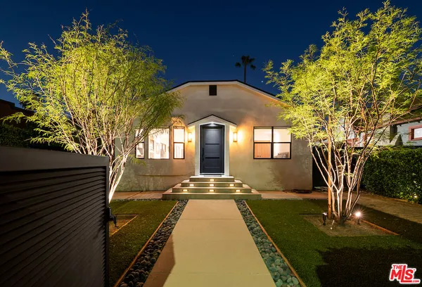 $10,000 | 5319 West Boulevard, Los Angeles, CA 90043