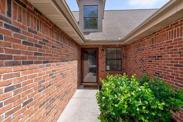 $429,900 | 659 Farragut Commons Drive, Knoxville, TN 37934