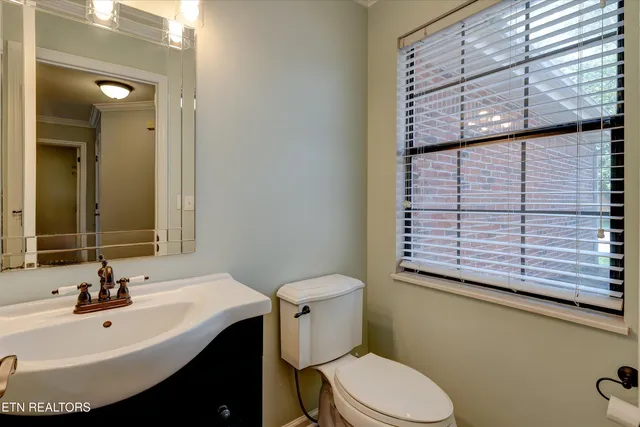 $429,900 | 659 Farragut Commons Drive, Knoxville, TN 37934