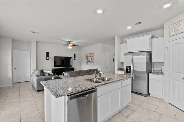 $315,900 | 1935 Cartwright Street, Bryan, TX 77807