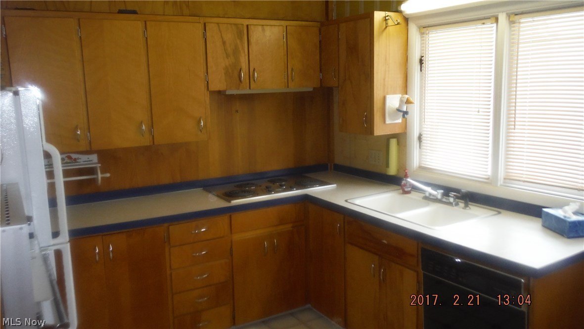 525 Overwood Road Akron, OH 44313 - Photo 8 of 19 Gallery Image 8