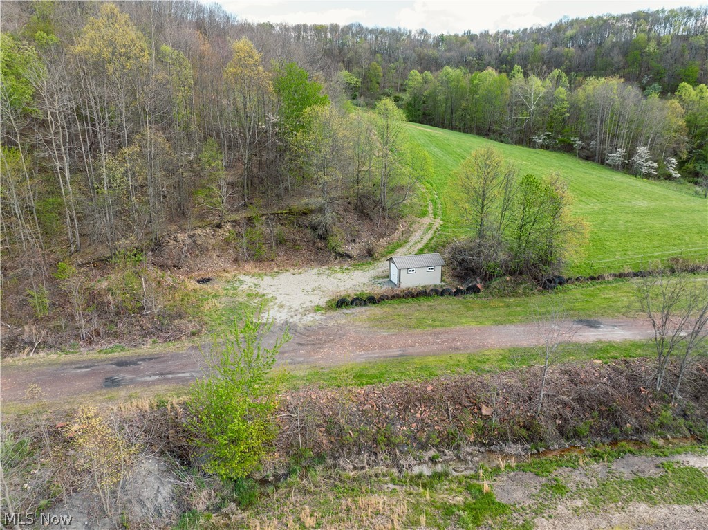 Ridge Road Southeast Uhrichsville, OH 44683 - Photo 2 of 49