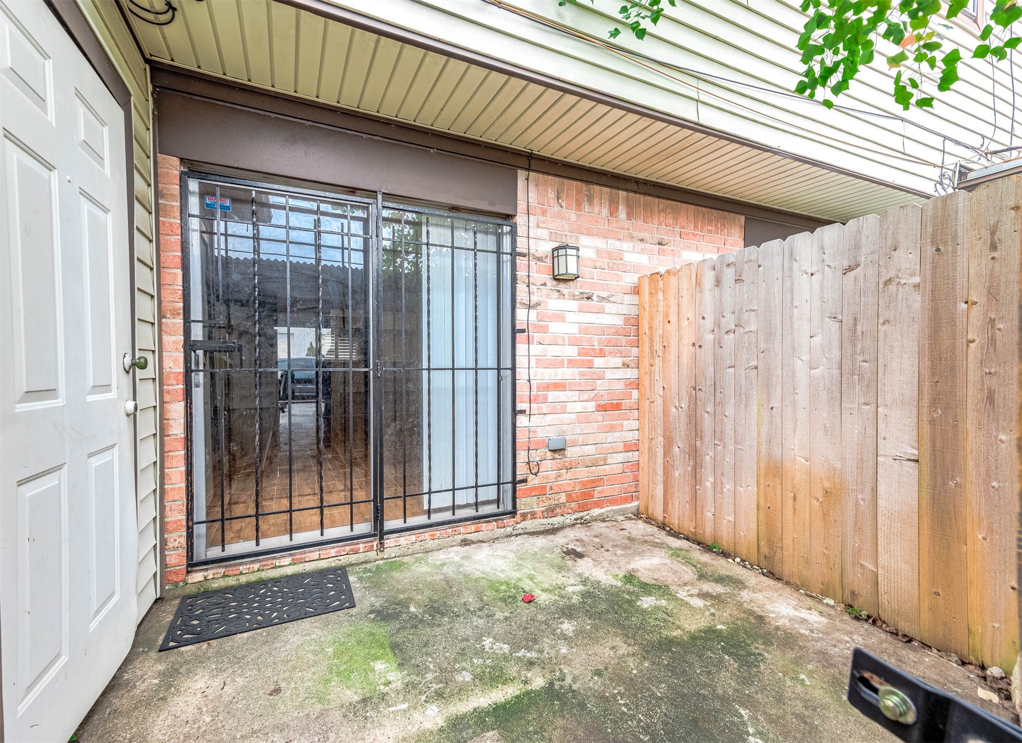 1609 Mapleton Drive Houston, TX 77043 - Photo 19 of 21 a view of a house with a backyard