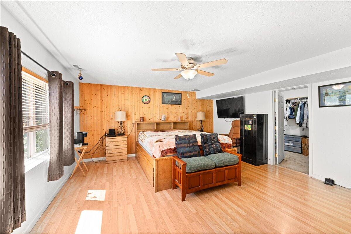 4093 Old Upton Road Central Point, OR 97502 - Photo 11 of 23 a living room with furniture and a large window