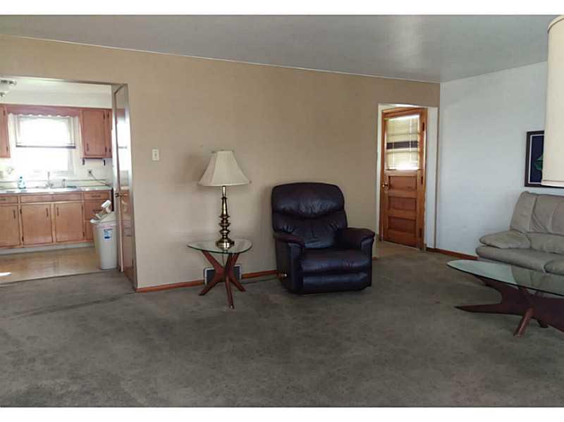 202 Barbara Drive McKees Rocks, PA 15136 - Photo 2 of 16 Living Room.